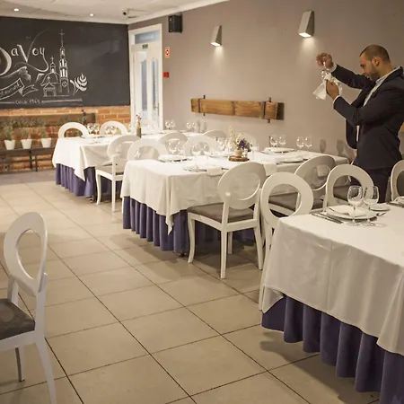 בית הארחה Savoy